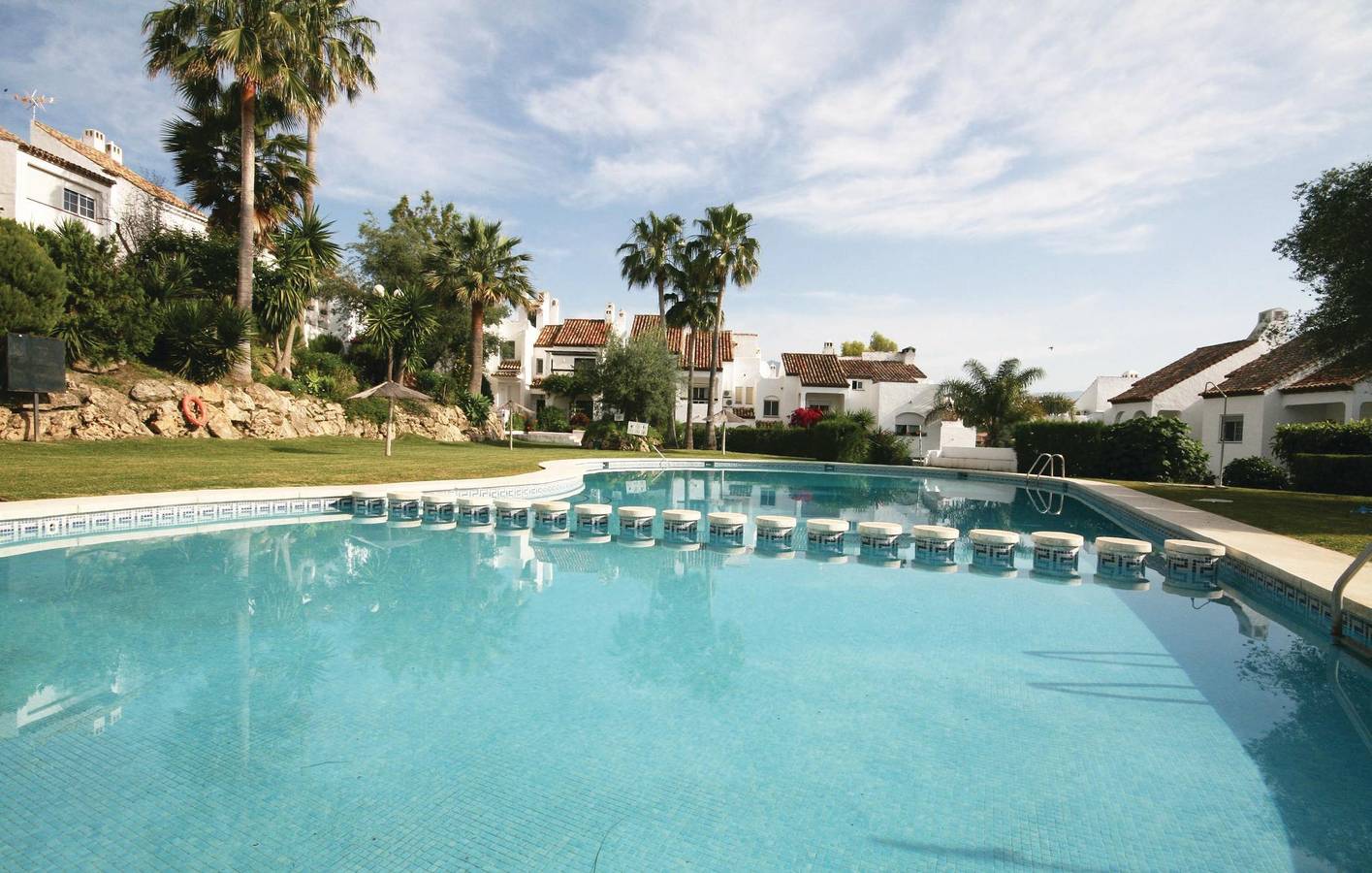 Appartement mit Poolterrasse - Strand 1km - WiFi in Paraiso Alto, Estepona