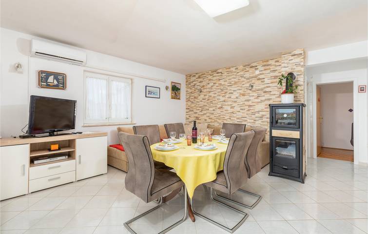 Ferienhaus für 8 Personen, mit Terrasse in Peroj - 4