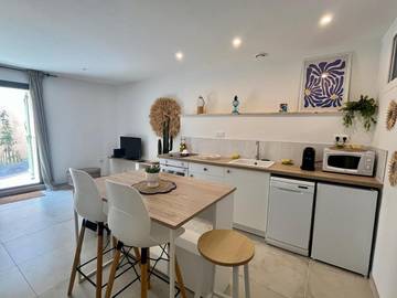 Gîte pour 4 personnes, avec terrasse dans Office de Tourisme de Sète