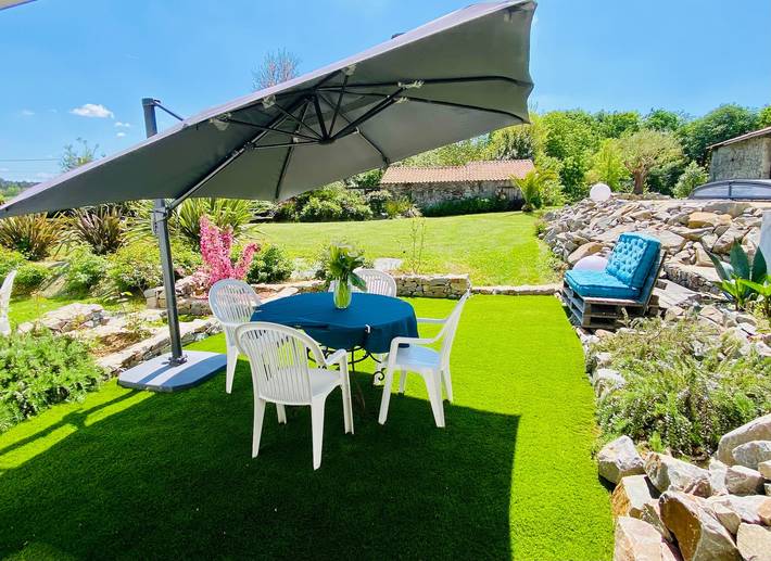 Gîte für 4 Personen „La Cour de la Forêt“ mit Pool und privater Terrasse in Saint-Mars-de-Coutais, Nantes und Umgebung