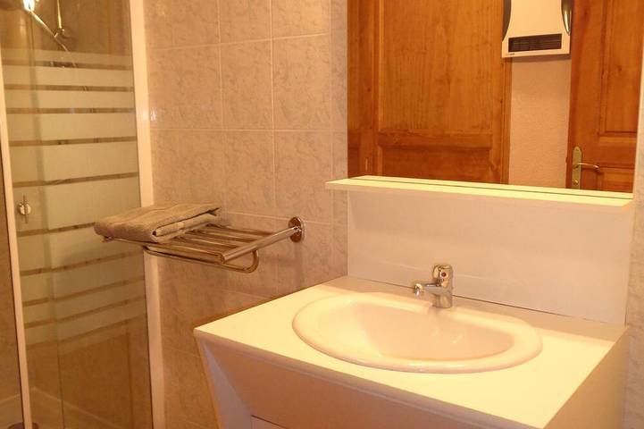 Maison de vacances pour 3 personnes, avec jardin et terrasse, animaux acceptés dans l' Aveyron - 4