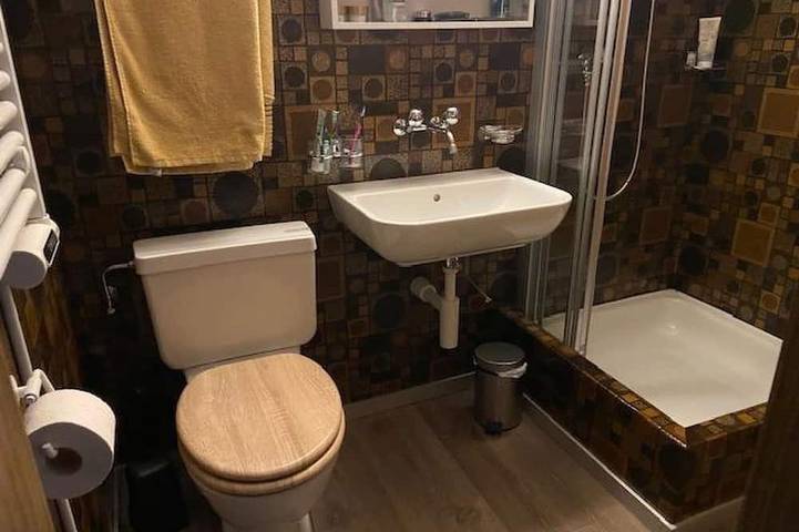 Gîte pour 4 personnes, avec balcon à Habkern - 3