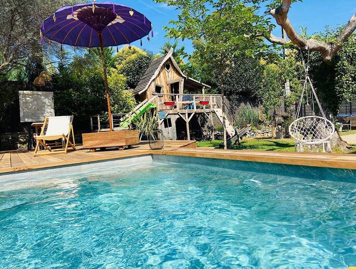 Villa pour 5 personnes, avec Balcon et Terrasse ainsi que Jardin et Piscine à Roquefort-les-Pins