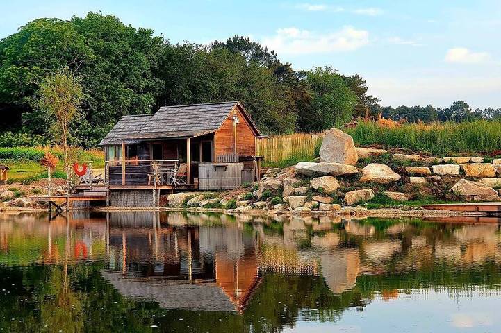 Maison pour 4 personnes, avec jacuzzi ainsi que sauna et balcon à Ploemel