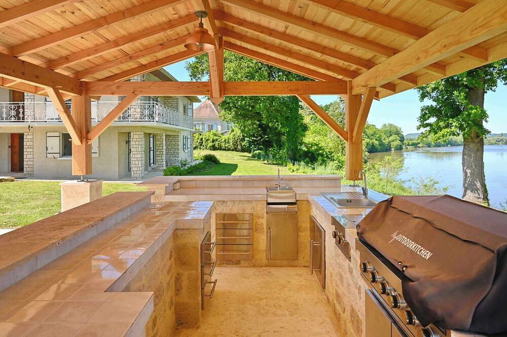 \"Mon rêve\" villa situated on river Lot, ideal for families and groups relaxation in Sainte-Livrade-sur-Lot, Región de Villeneuve-sur-Lot