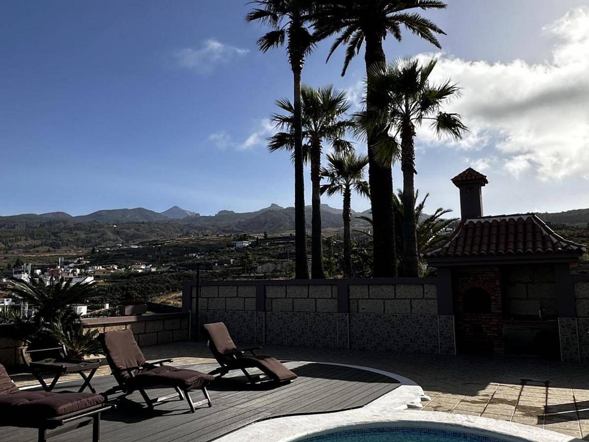 Casa La Quinta - Imegal Sl in Adeje, Tenerife Sur