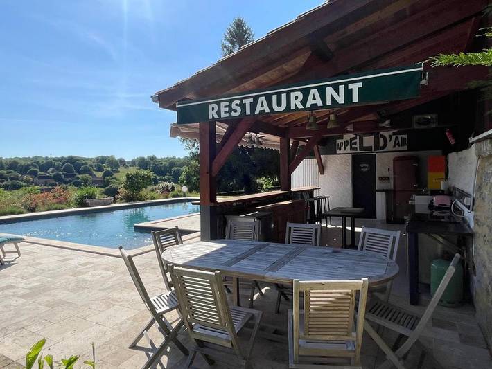 Location de vacances pour 7 personnes, avec jardin ainsi que piscine et vue à Meyrals - 4