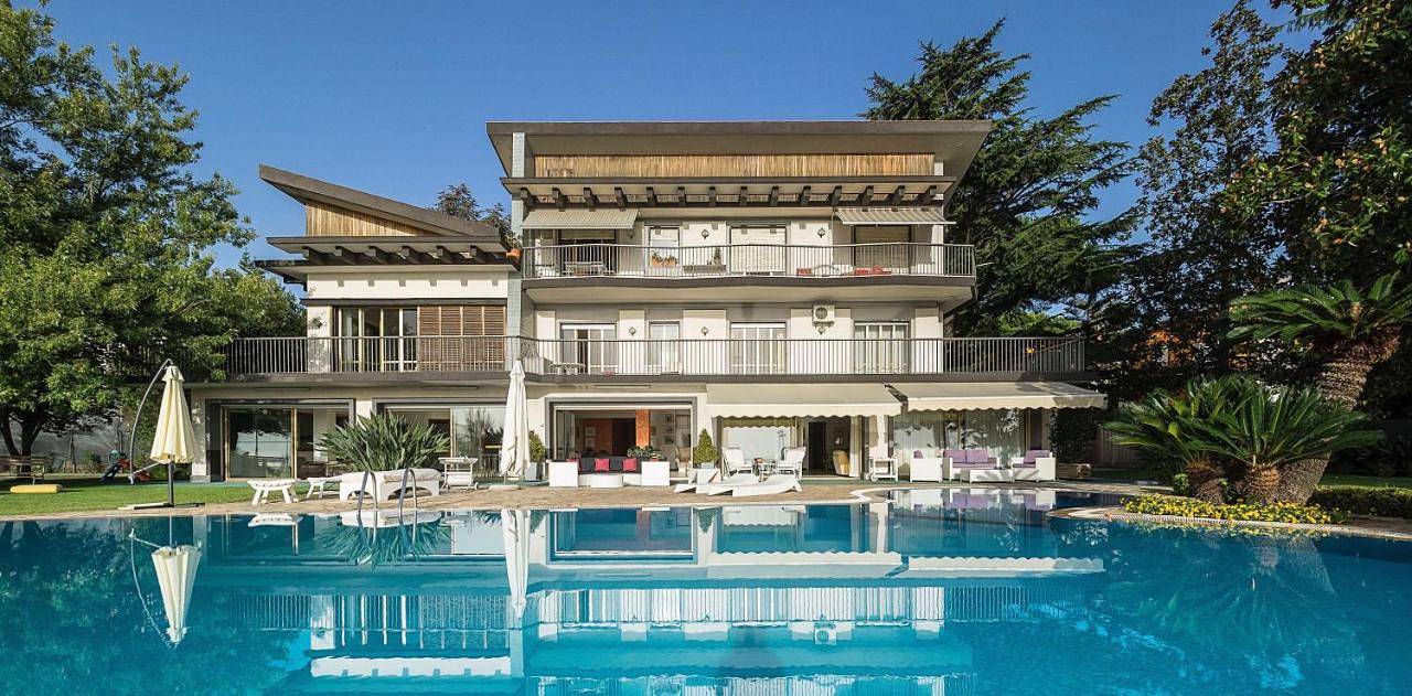 Villa Del Cavaliere Grillo in Trecastagni, Etna