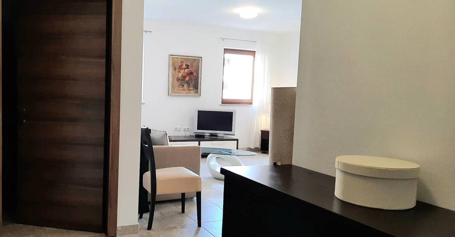 Ganze Ferienwohnung, Traumferienwohnung mit privatem Pool & gemütlicher Grillecke am Meer, Kroatien, Istrien, Liznjan bei Medulin - für Paare in Pula-Medulin, Ližnjan