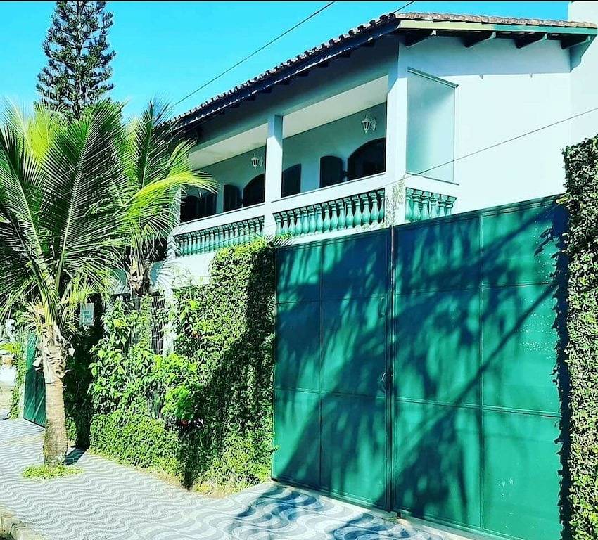 Sobrado Toninhas Ubatuba for up to 12 people 200 meters from the sea. in Enseada, Litoral Norte Paulista