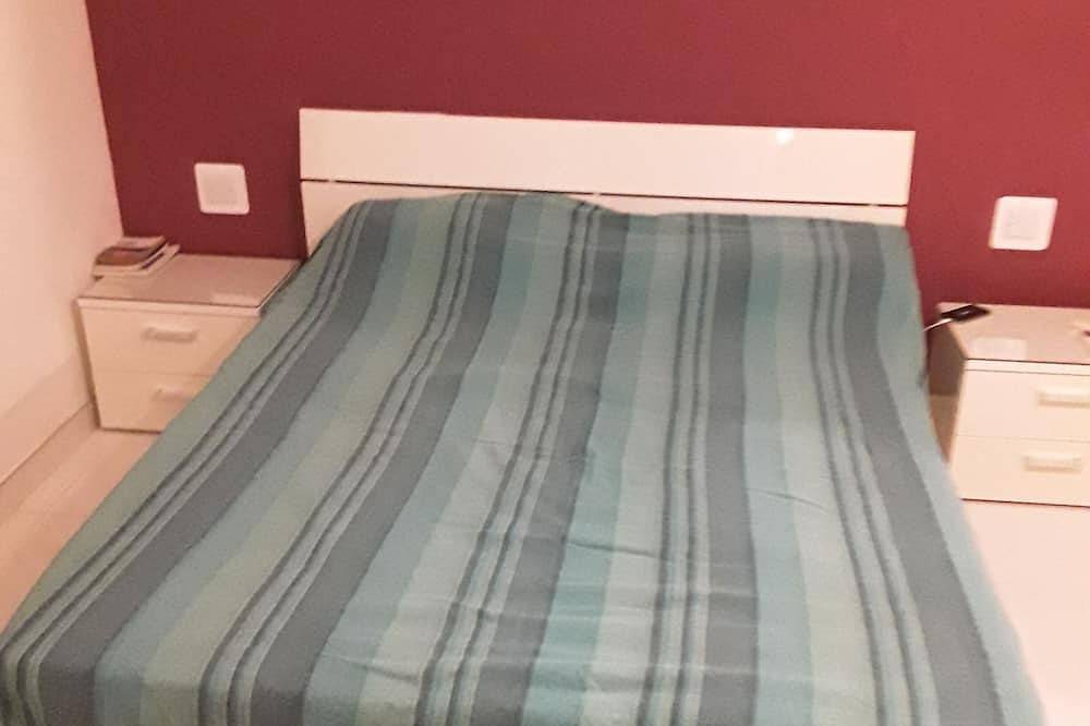 Raum in der Pentause in Marsaxlokk, Insel Malta