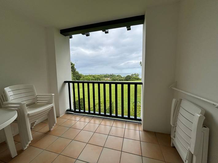 Gîte pour 4 personnes, avec vue sur l’océan ainsi que balcon et piscine à Urrugne - 3