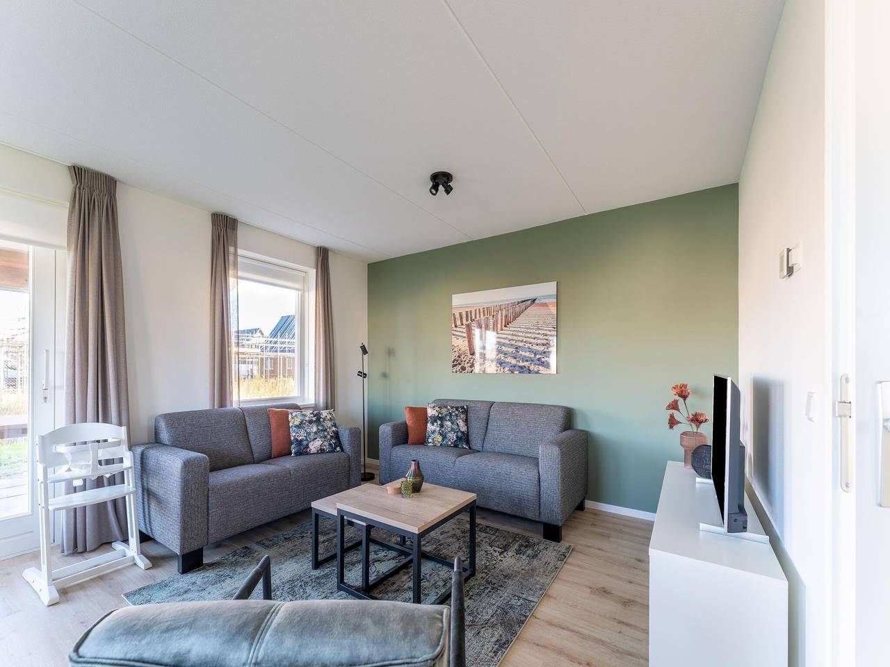 Entspannender Rückzugsort in der Natur mit Strand in Scherpenisse, Niederländische Nordsee