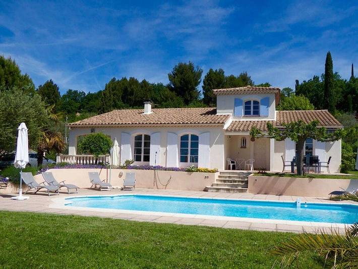 Villa für 6 Personen, mit Pool und Garten - 1