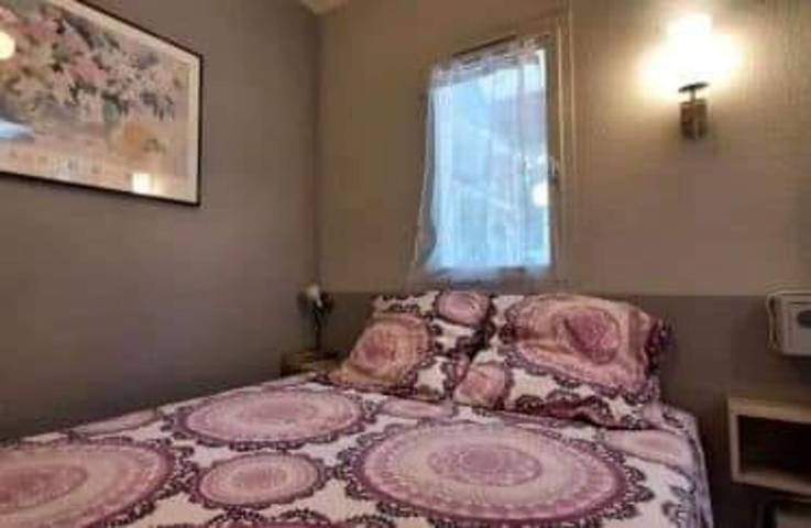 Apartamento entero, Apartamento 'Proche Mer' con piscina compartida, Wi-Fi y aire acondicionado in La Côte Vermeille, Argelès-sur-Mer