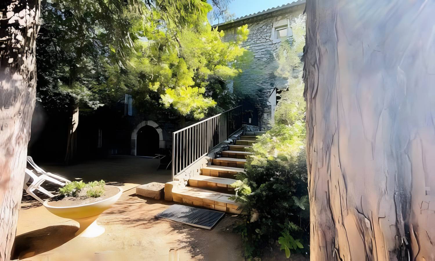Appartement entier, Gîte Robert Delaunay avec Wi-Fi à Vallon-Pont-d'Arc in Vallon-Pont-d'Arc, Gorges de l’Ardèche