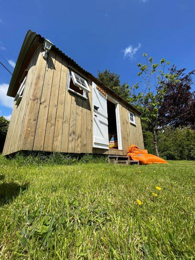 Glamping for 2 people, with Garden and View in Brecon Beacons