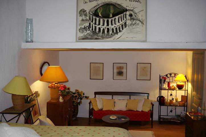 Chambre d’hôte pour 2 personnes, avec jardin dans le Gard - 4