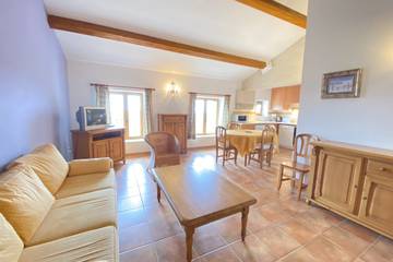 Gîte pour 4 personnes, avec jardin, adapté aux familles à Brunet (Alpes-de-Haute-Provence)