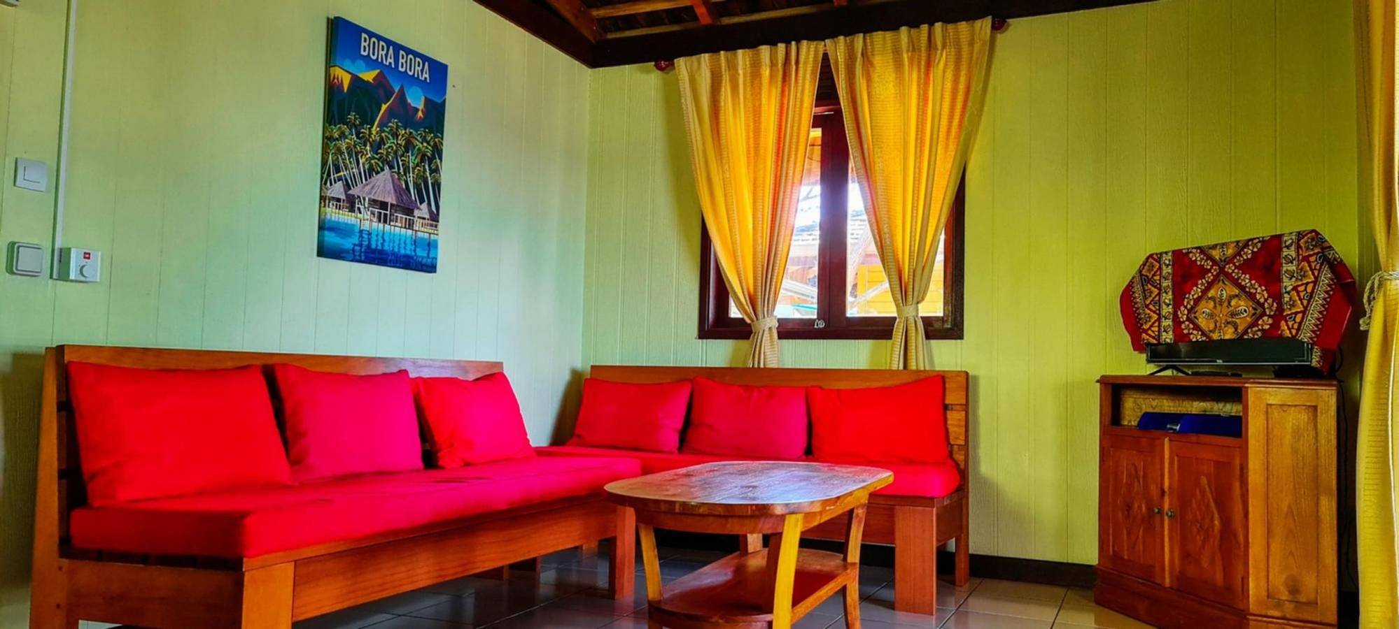 Entire apartment, Moorea  - Bungalow Bora Bora in Mo'orea