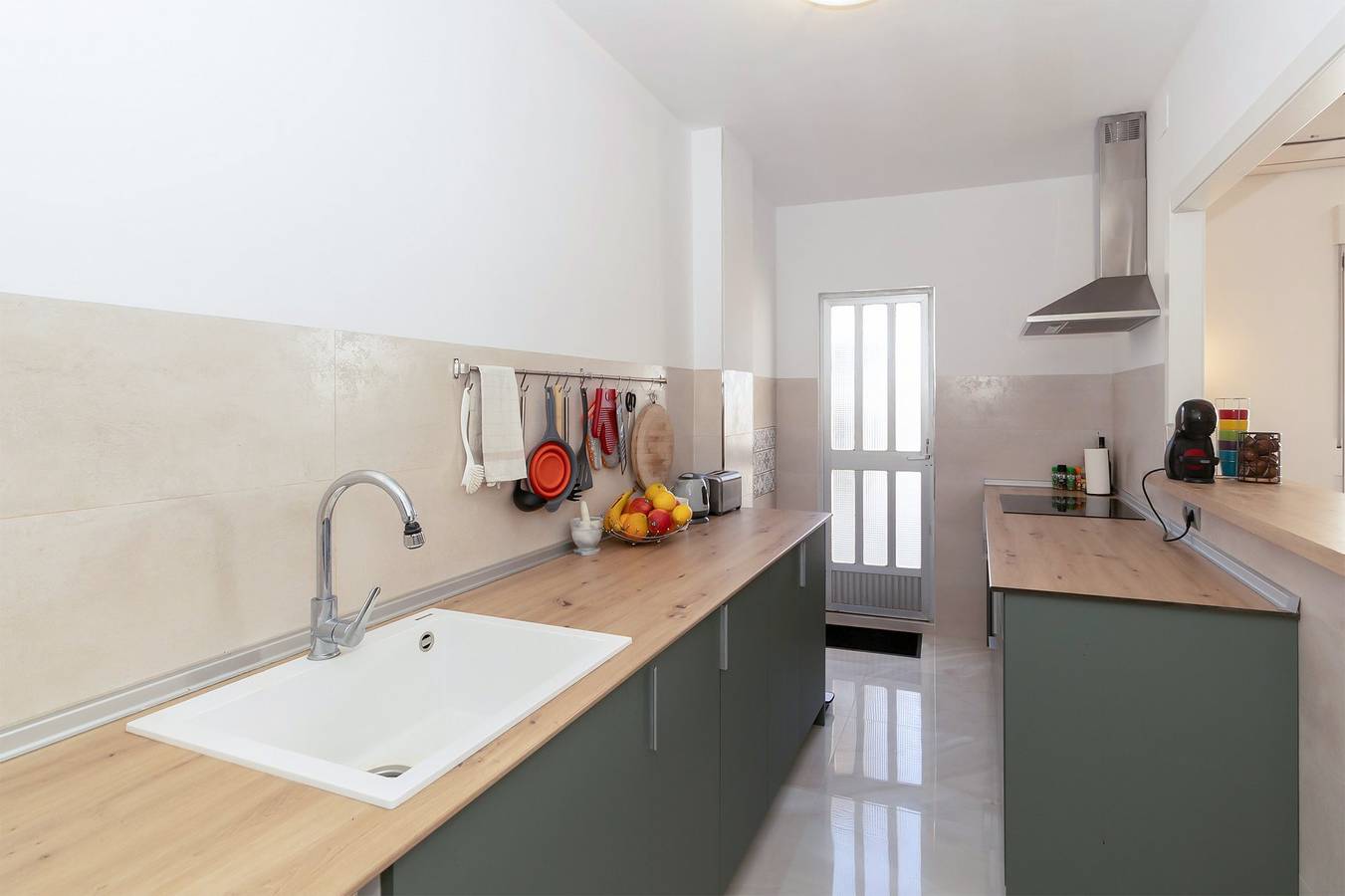 Ganze Wohnung, Ferienwohnung für 4 Personen mit Terrasse in Valencia City Centre, Valencia
