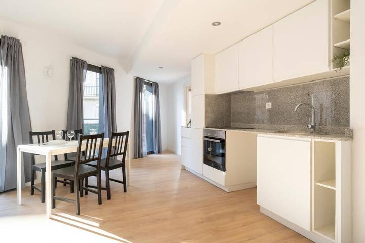 Apartamento de vacaciones para 5 personas, con vistas y balcón - 1