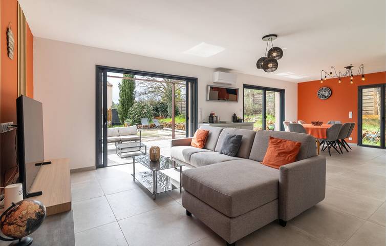 Location de vacances pour 8 personnes, avec piscine ainsi que terrasse et jardin, animaux acceptés à Les Arcs (Var) - 3