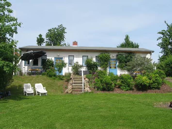 Ferienwohnung für 6 Personen, mit Seeblick und Garten