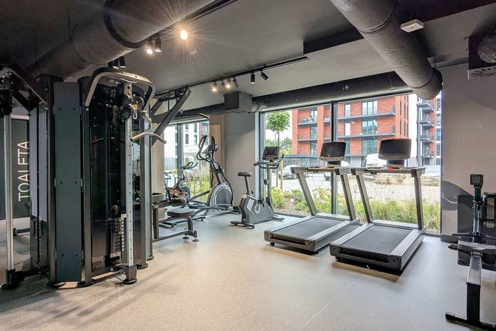 Ganze Wohnung, Spacious Apartment | Balcony, Gym, Parking. in Danzig, Zatoka Gdańska