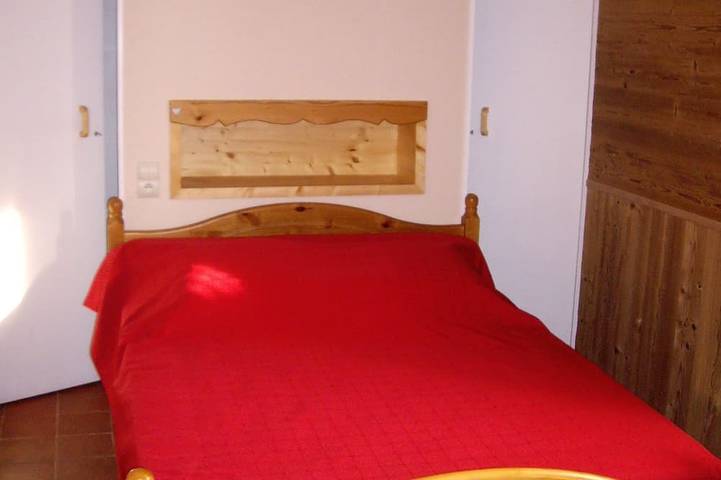 Location de vacances pour 7 personnes, avec terrasse et jardin à Orelle - 2