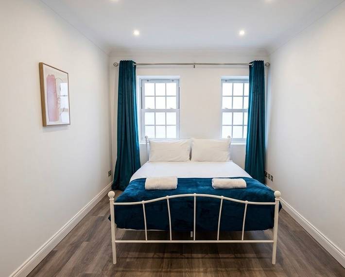 Apartment for 4 people, with hot tub in Croydon