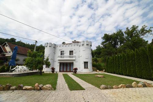 Hotel para 2 pessoas, com vista e jardim e ainda piscina, com animais de estimação - 1