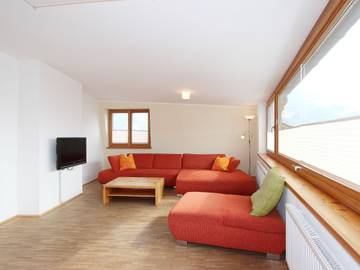 Vakantieappartement voor 8 Personen in Ried im Zillertal, Ski-Optimal Hochzillertal, Afbeelding 1
