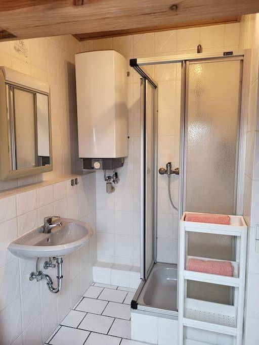 Appartement entier, Wohnung in Windhagen Nähe A3 in Windhagen, Rhénanie-Palatinat