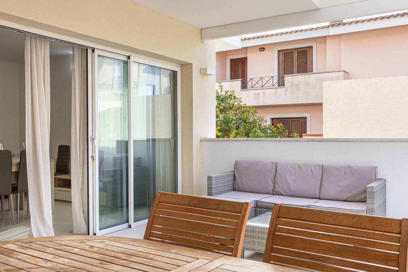 Appartamento intero, Appartamento "Cormorani - 8" con Veranda & Wi-Fi in Golfo Aranci, Costa Smeralda