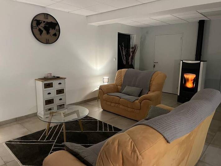Location de vacances pour 6 personnes, avec vue et jardin dans Couzon