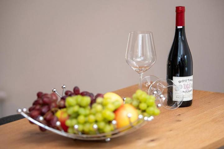 Ferienwohnung für 2 Personen, mit Terrasse und Garten in Bullay