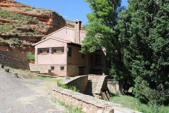 Apartamento para 12 personas, con Terraza además de Jardín y Vistas en Javalambre