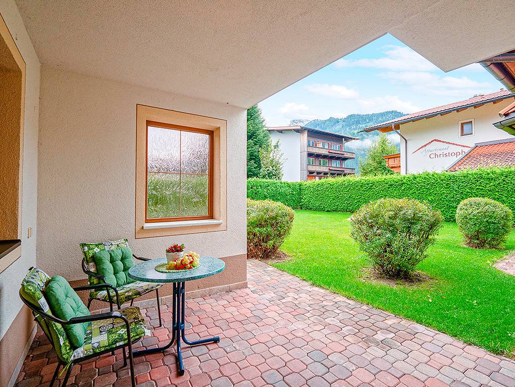Entire holiday apartment, Holiday apartment for 2 people with terrace in Zell am Ziller, Bezirk Schwaz