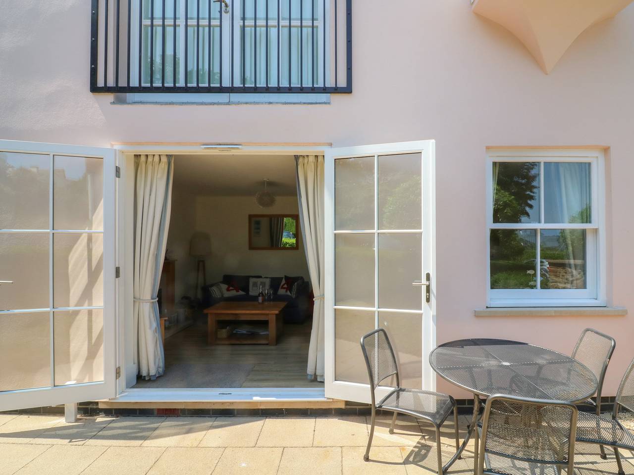 Entire apartment, 5 Combehaven in Salcombe, South Devon