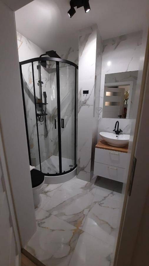 Cały apartament, Palmowy Zakątek 2 pokoje dla rodziny Apartament Deluxe in Serock, Mazowsze