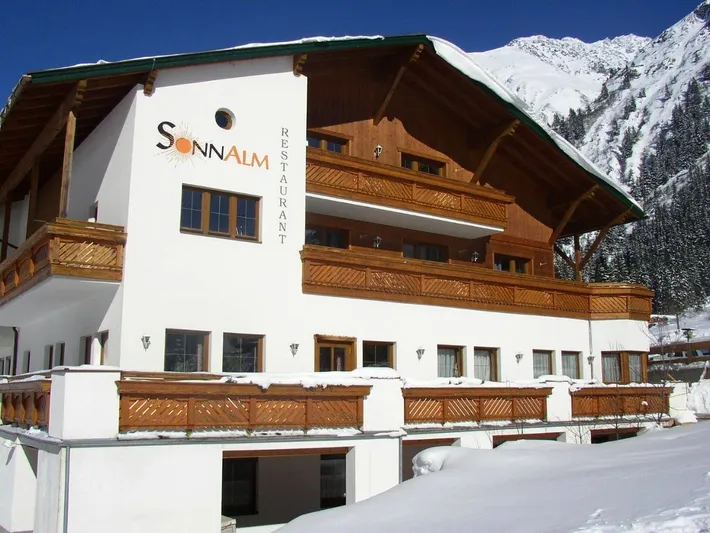 Gästehaus für 4 Personen, mit Sauna und Terrasse sowie Ausblick - 1
