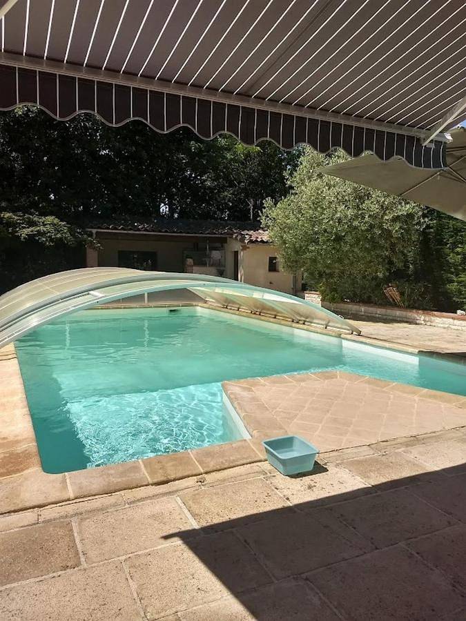 Gîte pour 2 personnes, avec piscine ainsi que jardin et vue à Coufouleux - 4