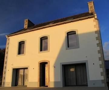 Gîte pour 7 personnes, avec terrasse et jardin, animaux acceptés dans Ploudiry