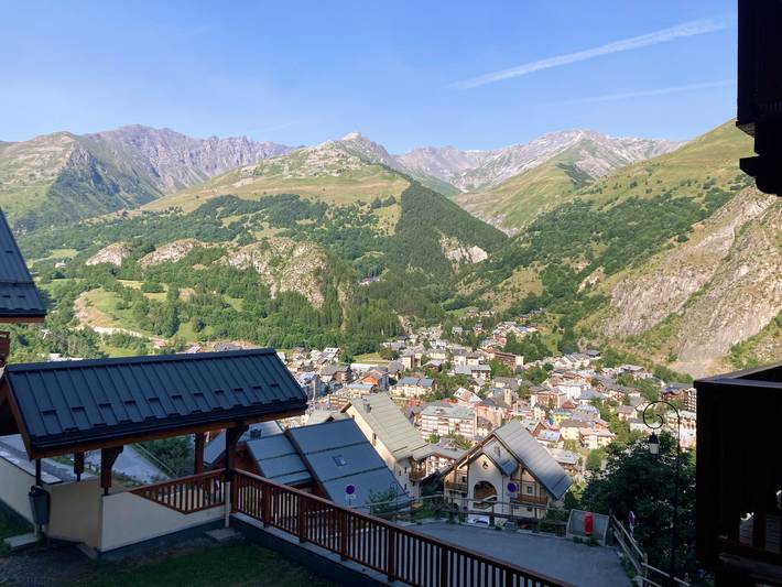 Hel lejlighed, Apartment Aster 203 in Valloire – Mountain View, Pool & South-Facing Balcony in Valloire, Saint-Jean-de-Maurienne region