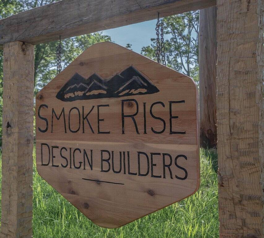 Große familienfreundliche 4Br, 2 Ba Barn Home nur wenige Schritte vom Douglas Lake entfernt in Douglas Lake