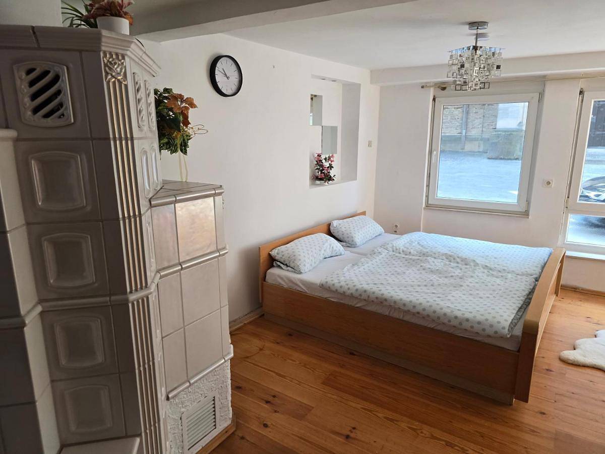 Ganze Wohnung, Schlafhäuserl im Steigerwald in Gerolzhofen, Fränkisches Weinland