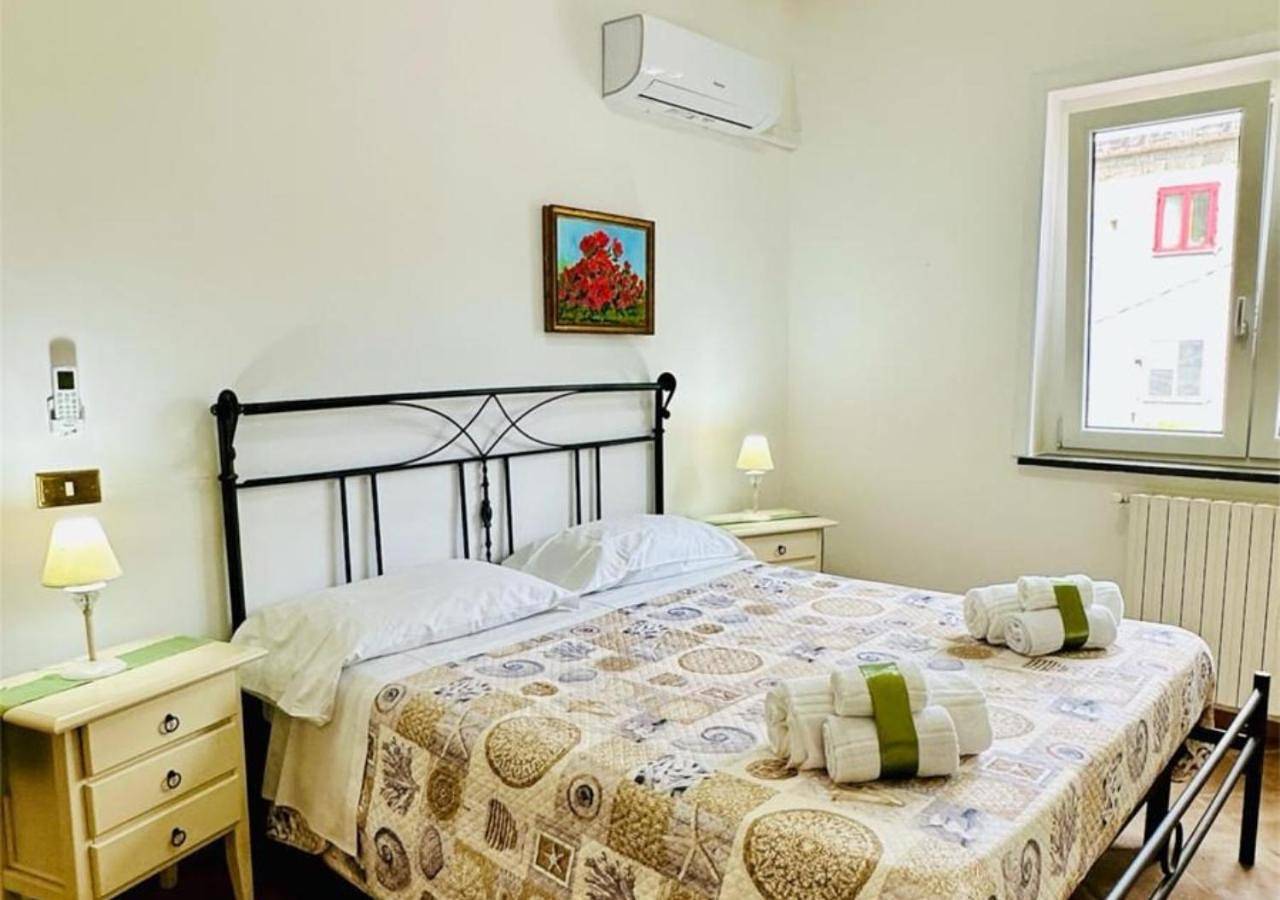 Appartamento intero, Villa Lamberti - Sea View Lamberti Apartment in Monte di Procida, Napoli e dintorni
