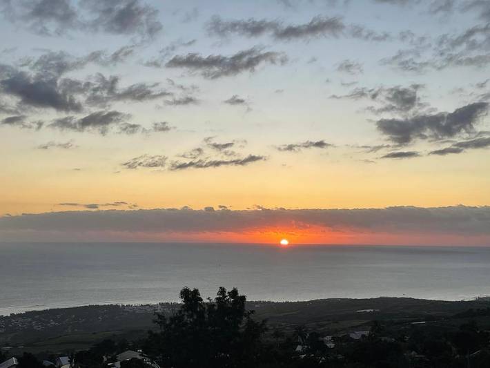 Gîte pour 4 personnes, avec vue et jardin dans La Saline (Saint-Paul) - 2