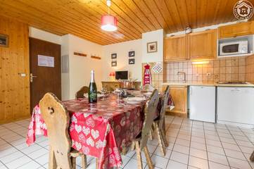 Chalet pour 4 Personnes dans La Giettaz, Région d'Albertville, Photo 3